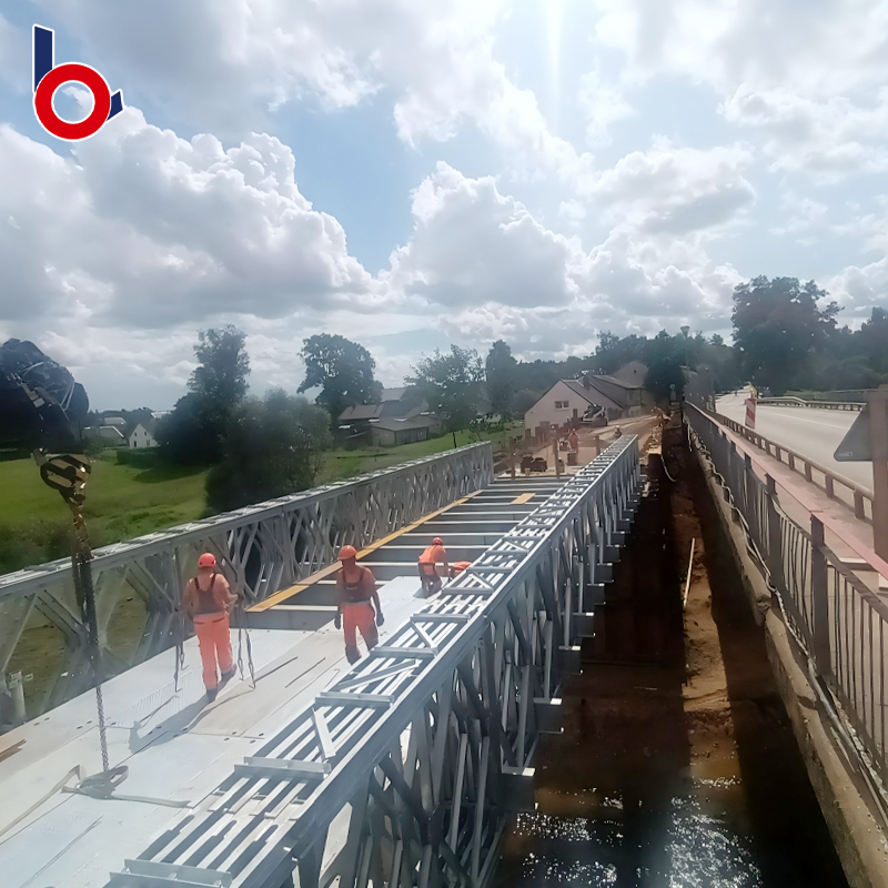 Customized Steel Structure Bailey Bridge Prefabricated Pedestrian Temporary Bridge Steel Frame Truss Bridge